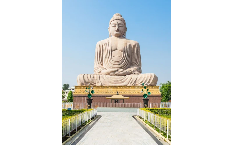 Varanasi Ayodhya Prayagraj Gaya Bodh Gaya & Deoghar Yatra – image 2