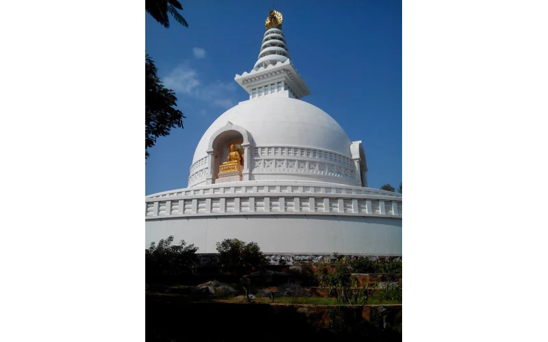 Varanasi Ayodhya Prayagraj Gaya Bodh Gaya & Deoghar Yatra – image 5