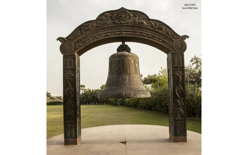 Varanasi Ayodhya Prayagraj Gaya Bodh Gaya & Deoghar Yatra – image 6