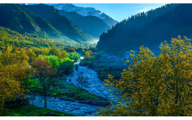 Kashmir Short Escape – Srinagar Gulmarg Pahalgam – image 2