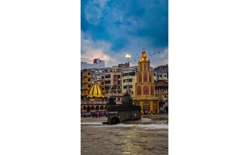 Shirdi Nashik Pilgrimage Tour – image 6