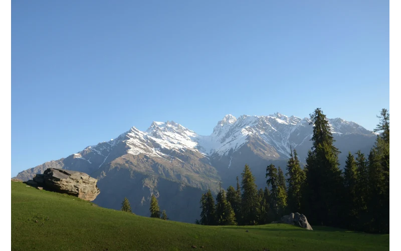 Kasol Weekend Group Escape – image 2