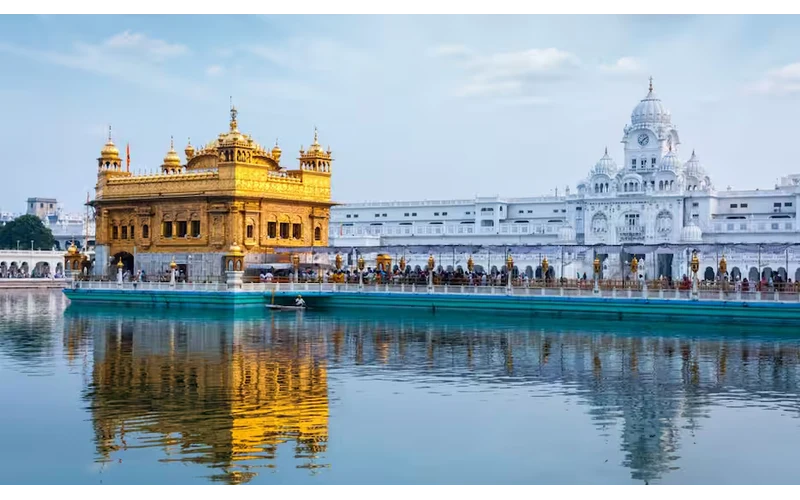 Amritsar Golden Temple & Wagah Border – image 2